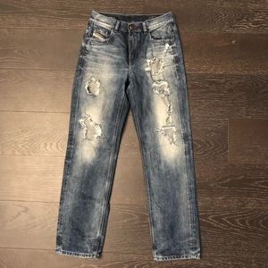 DIESEL DNA Kameron : Relaxed Boyfriend Jean